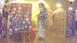 拖鞋家居日韩AV-白皙皮肤呆萌小姐姐！情趣耳朵抓屌吸吮！头套男怼着骚穴猛操，骑乘姿势打桩机，无套内射。